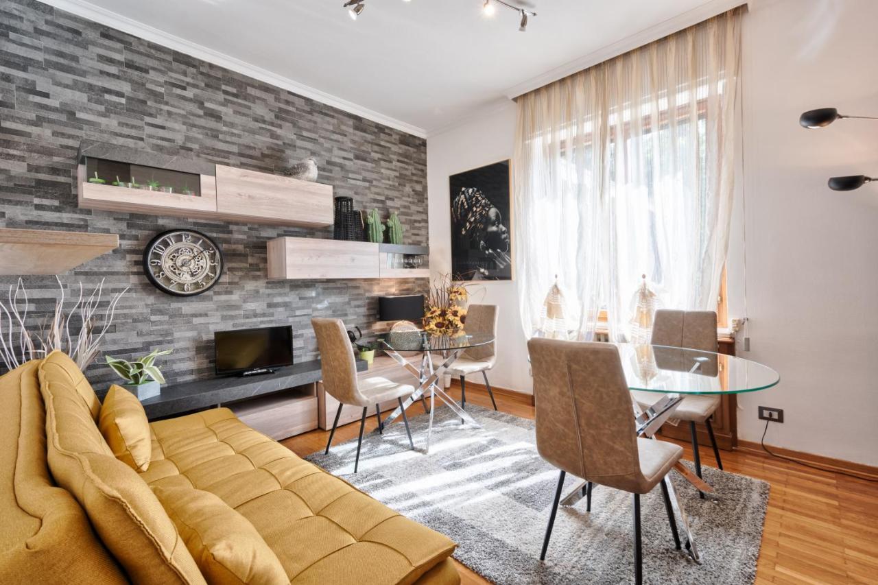 B&B In Riva Al Lago 아비글리아나 외부 사진