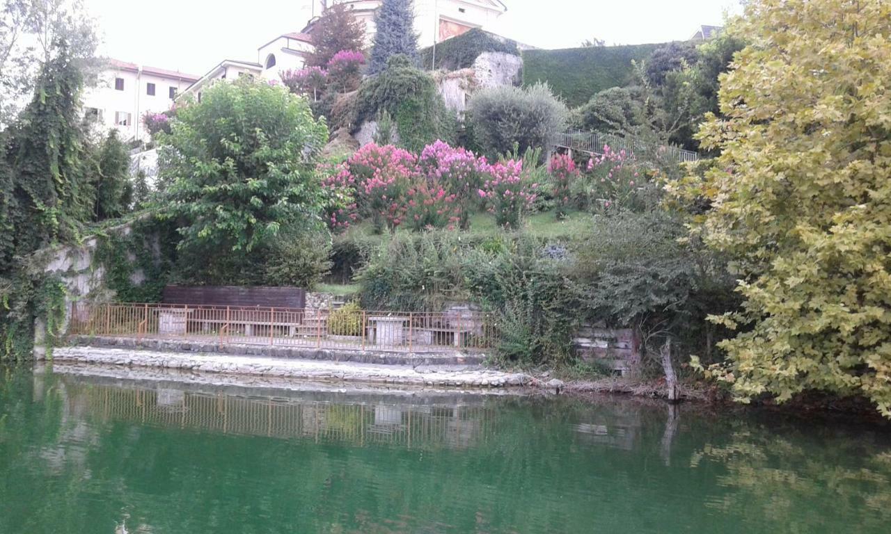 B&B In Riva Al Lago 아비글리아나 외부 사진